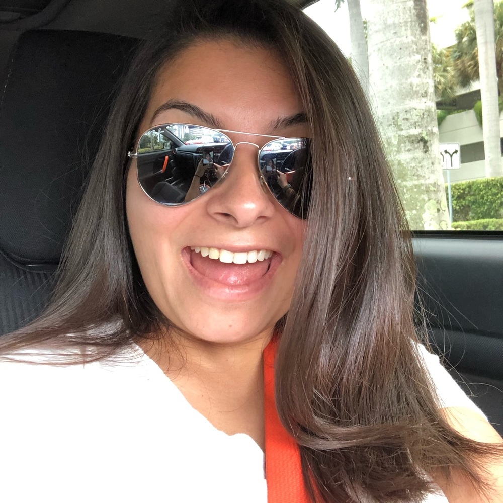 Meet your Posher, Alida